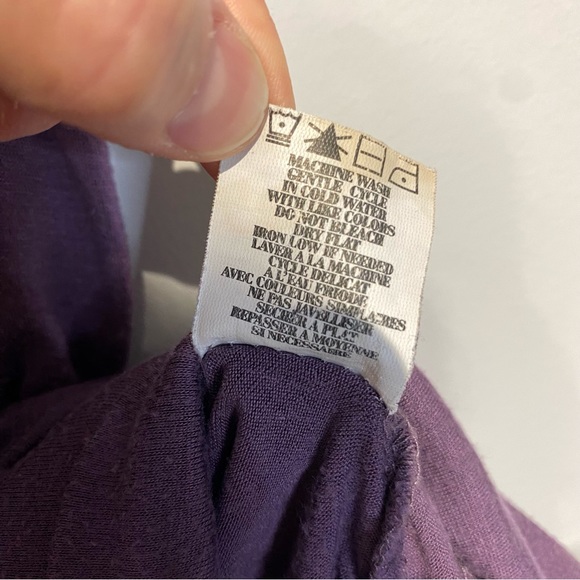 ๐๏ธ 4 for 20$ / Urban Behavior Ruffle Short Sleeve Tee / Purple / M - Picture 9 of 10